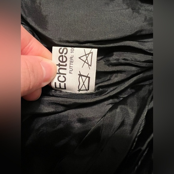 Vintage Mondi 80s Black Leather Jacket & Shorts Set – Gold Buttons, Size 38/36​ - Picture 16 of 16